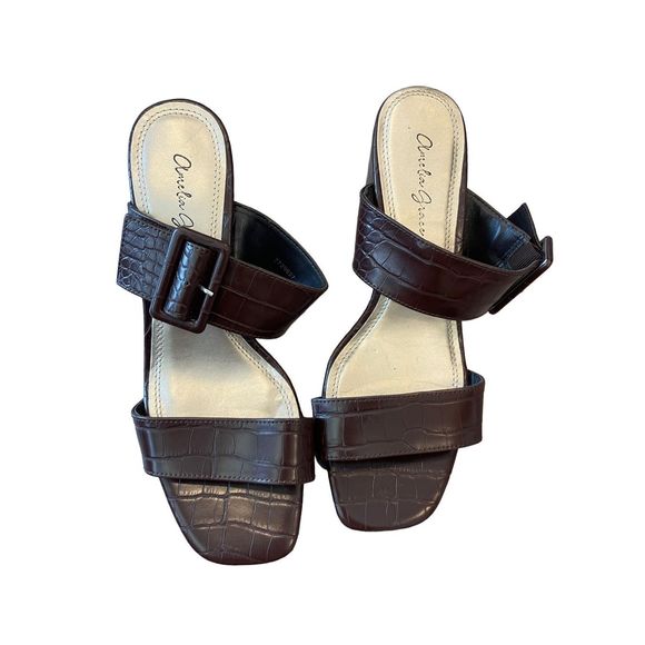 Amelia Grace Brown Faux Snakeskin Block Heels Size 9 - Picture 4 of 7